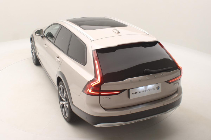 Volvo V90 B4 AWD CROSS COUNTRY ULTIMATE