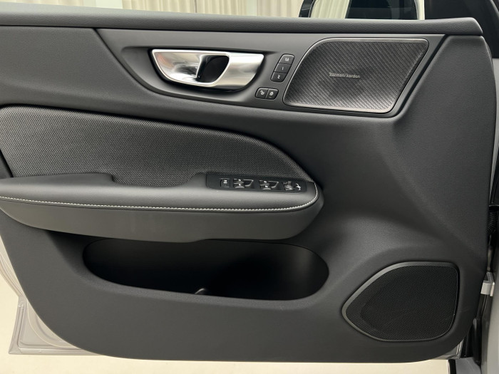 Volvo S60 T6 AWD RECHARGE PLUS DARK AUT