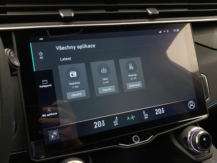 Lynk & Co 01 PHEV DCT REZERVACE