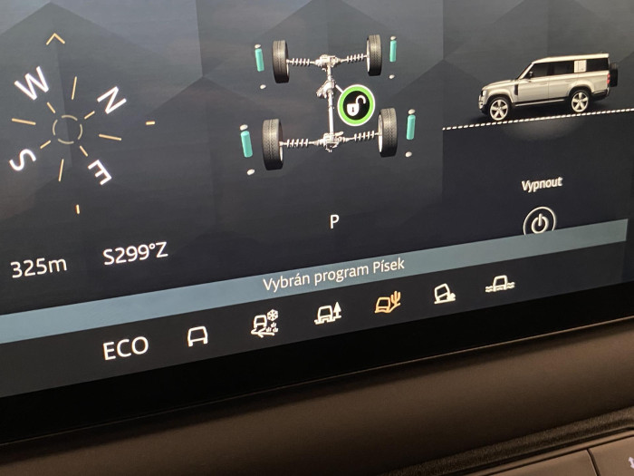 Land Rover Defender 130 D300 SE AWD AUT CZ 3.0 d SE