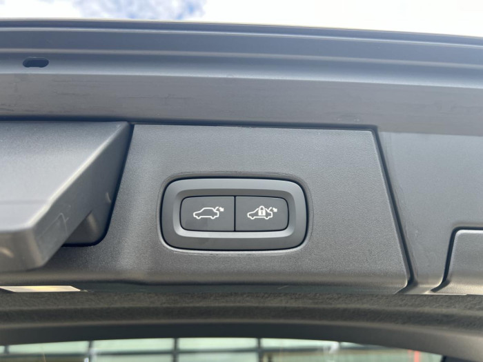 Volvo V90 B5 DARK ULTIMATE Aut 1.maj.
