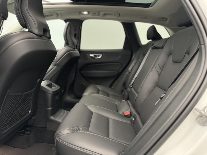 Volvo XC60 T8 AWD RECHARGE BRIGHT PLUS