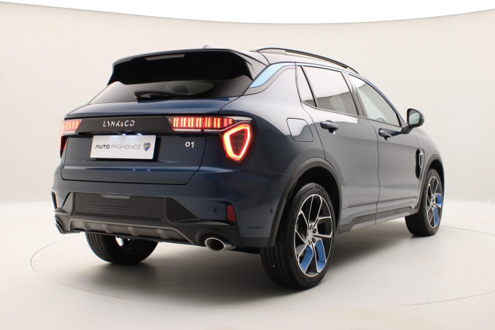 Lynk & Co 01 PHEV DCT AUT REZERVACE