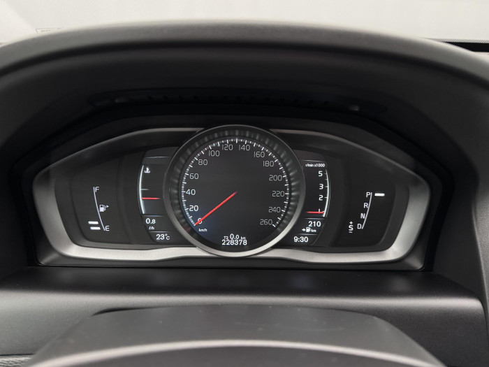 Volvo XC60 D4 SUMMUM AUT CZ 2.4 d Summum