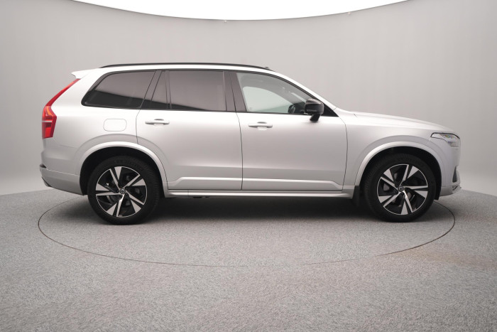 Volvo XC90 B5 AWD R-Design AUT REZERVACE