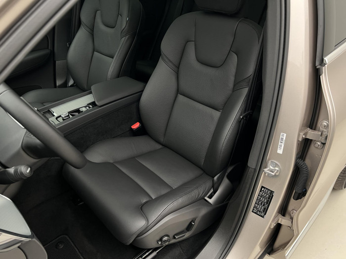 Volvo XC60 T6 AWD RECHARGE PLUS BRIGHT