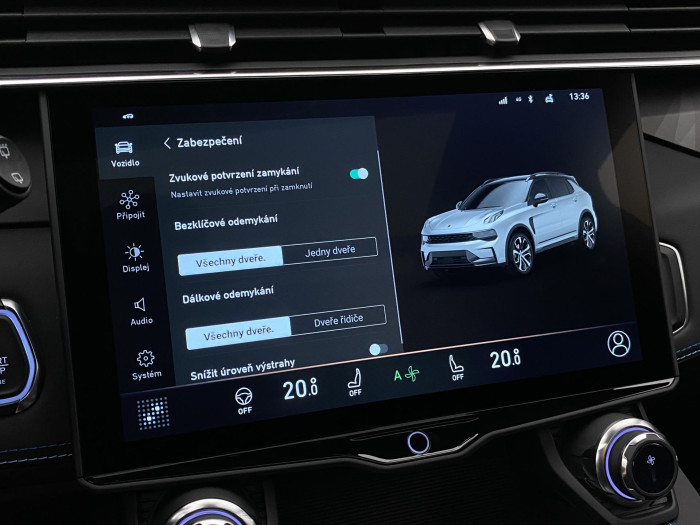 Lynk & Co 01 PHEV DCT AUT 1.maj