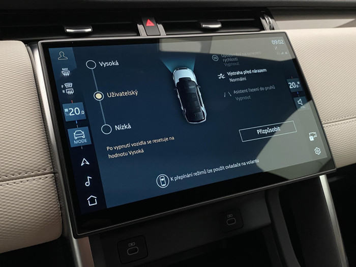 Land Rover Discovery Sport D200 SE DYNAMIC AWD CZ 1.maj 2.0 d SE Dynamic