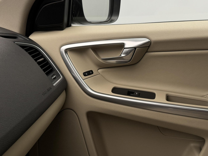 Volvo XC60 D4 AWD SUMMUM AUT 2.4 d Summum