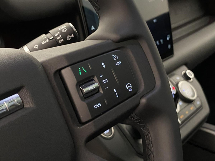 Land Rover Defender 130 D300 OUTBOUND 3.0 d