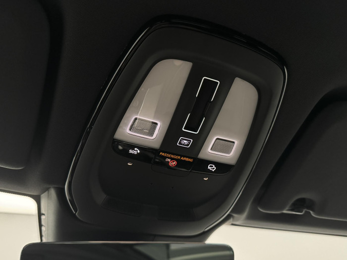 Volvo XC60 B4 AWD PLUS DARK AUT