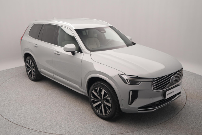 Volvo XC90 B5 AWD CORE AUT CZ 1.maj