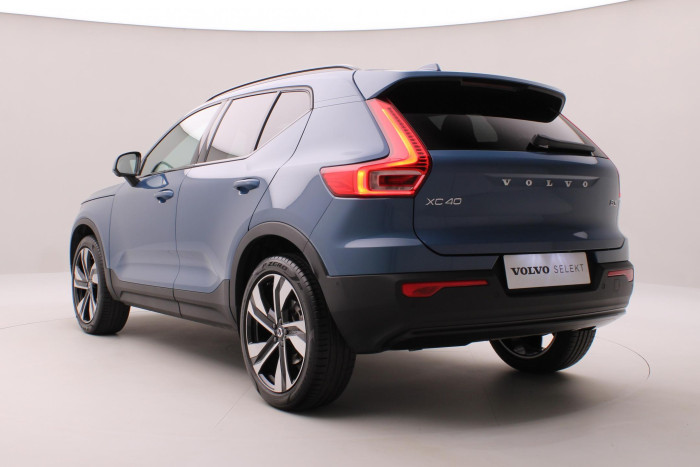 Volvo XC40 B3 DARK ULTRA AUT CZ
