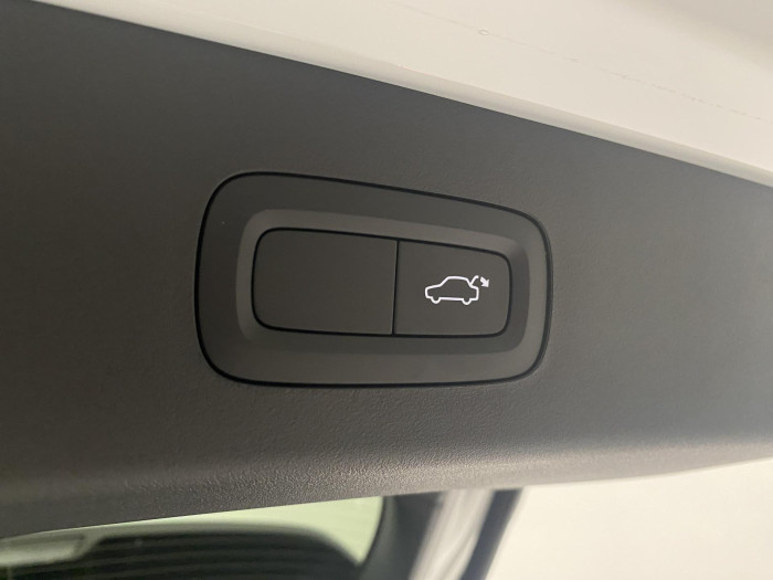 Lynk & Co 01 01 MORE PHEV