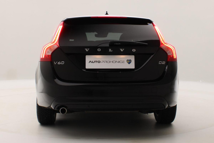 Volvo V60 D2 MOMENTUM REZERVACE 2.0 d Momentum