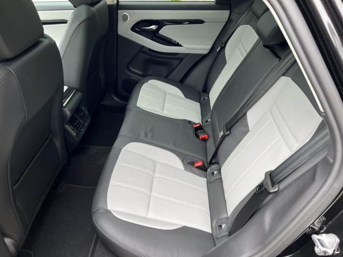 Land Rover Range Rover Evoque P250 DYNAMIC SE AWD Aut 2.0 Dynamic SE