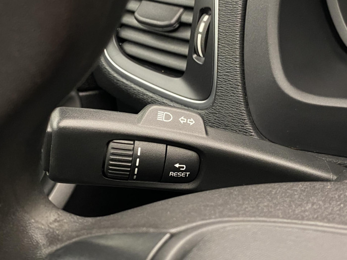 Volvo V40 T2 KINETIC CZ