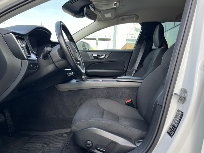 Volvo V60 D4 MOMENTUM Aut 1.maj. 2.0 d Momentum