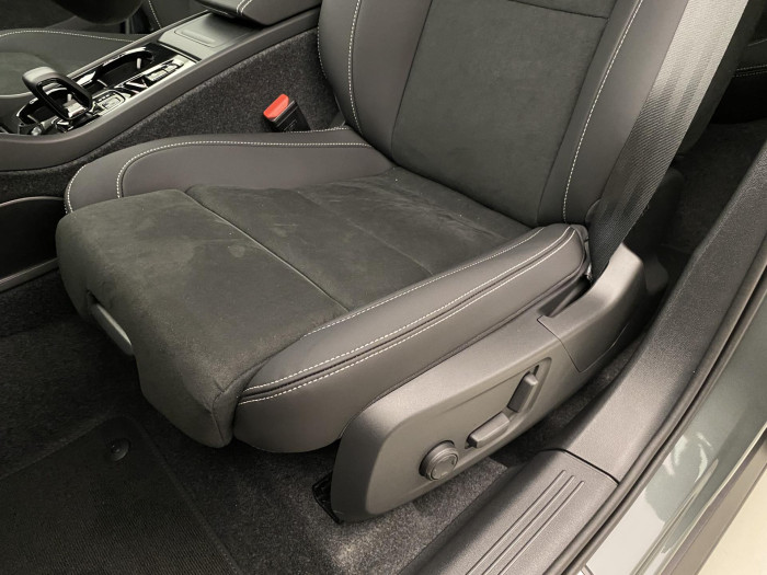 Volvo XC40 B4 AUT DARK PLUS