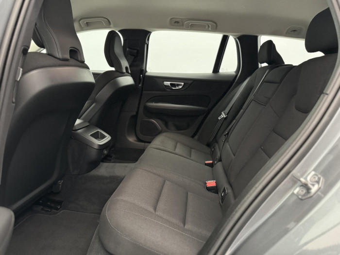 Volvo V60 B4 MOMENTUM AUT 2.0 Momentum