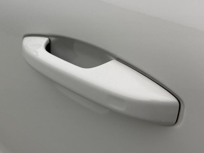 Volvo XC40 B4 MOMENTUM AUT CZ 2.0 Momentum