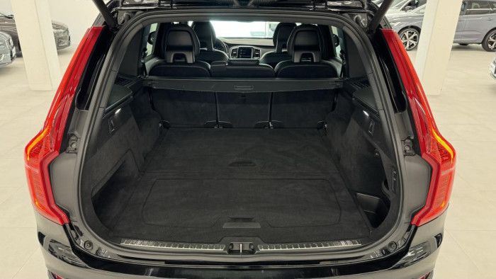 Volvo XC90 B5 AWD MOMENTUM AUT 2.0 Momentum