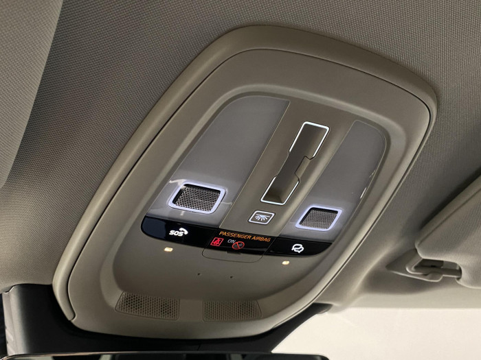 Volvo XC90 T8 AWD RECHARGE DARK PLUS 7m