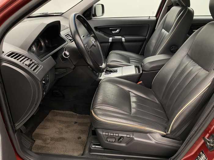 Volvo XC90 D5 AWD SUMMUM AUT CZ 2.4 d Summum