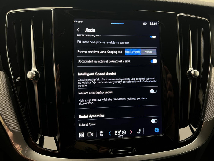 Volvo V60 CC B5 AWD PLUS BRIGHT AUT