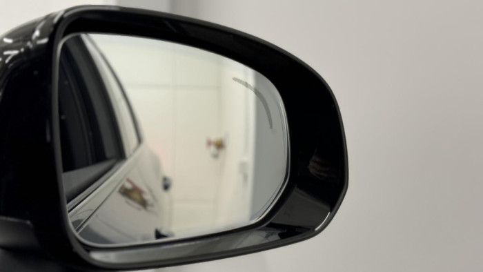 Volvo XC60 B4 AWD ULTIMATE REZERVACE