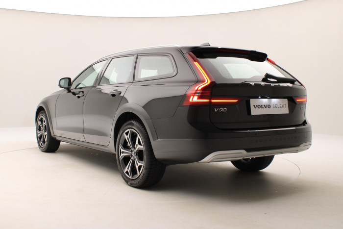 Volvo V90 CC B4 AWD PLUS AUT CZ 1.maj.