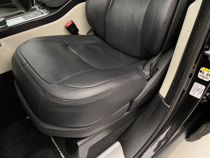 Land Rover Range Rover SDV8 AWD REZERVACE