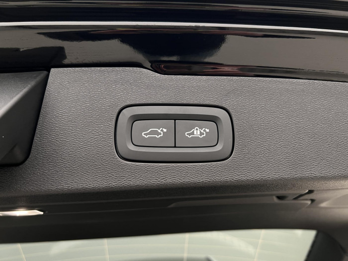 Volvo V60 B4 BRIGHT PLUS