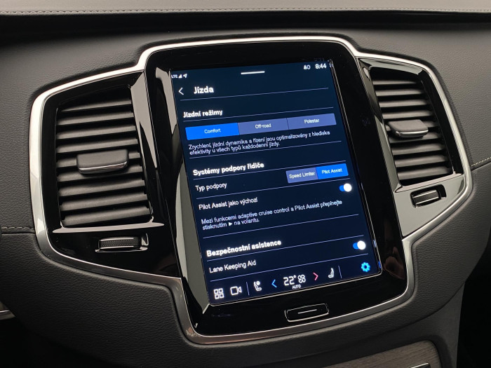 Volvo XC90 B6 AWD BRIGHT PLUS REZERVACE