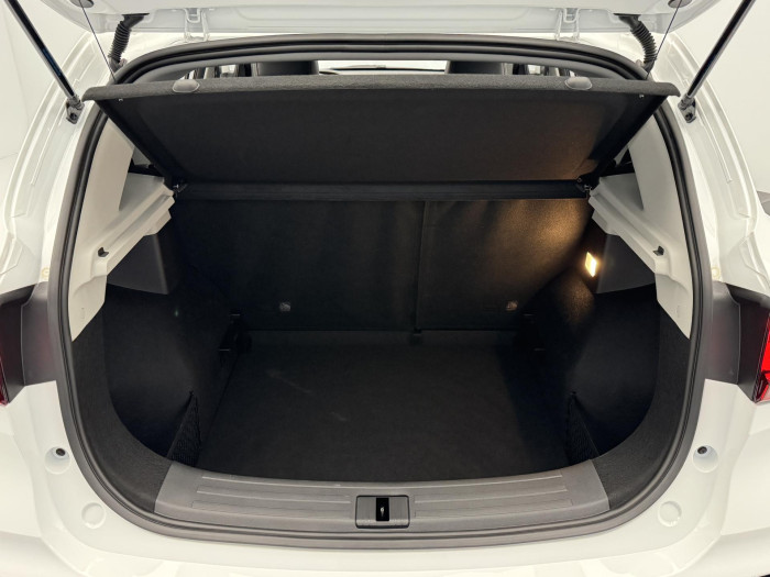 MG ZS 1.0T EXCLUSIVE AUT CZ 1.maj. 1.0 Exclusive