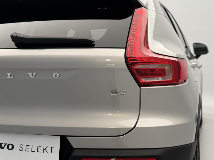 Volvo XC40 B4 CORE AUT 1. MAJ