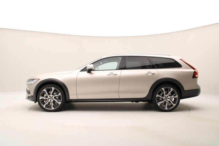 Volvo V90 B4 AWD CROSS COUNTRY ULTIMATE