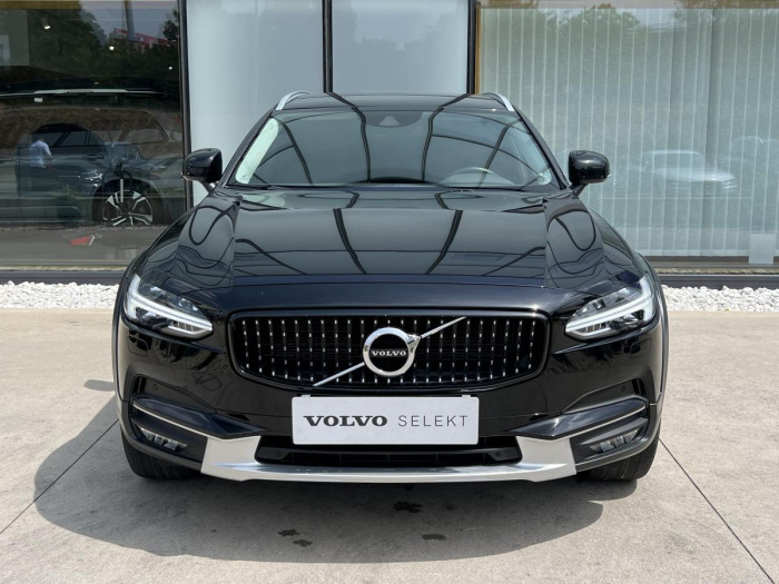 Volvo V90 CROSS COUNTRY D4 AWD Aut 1.maj 2.0 d