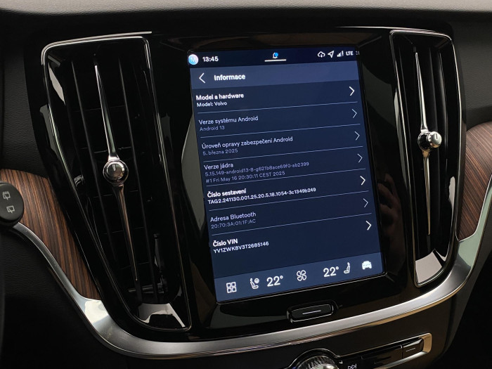 Volvo V60 B4 AUT DARK PLUS