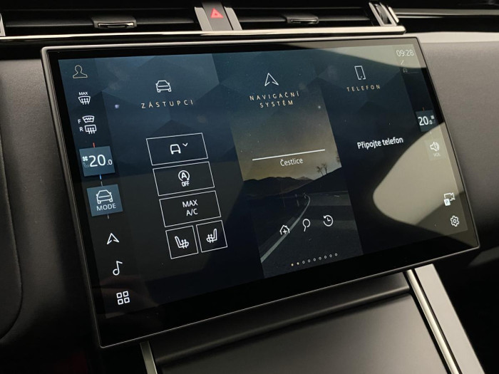 Land Rover Range Rover Velar REZERVACE!