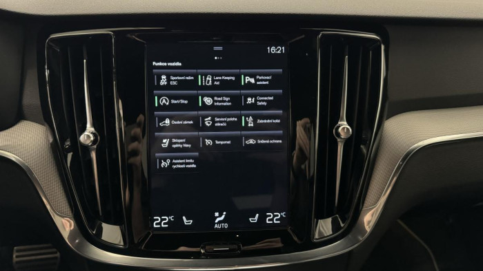 Volvo V60 D4 R-DESIGN POLESTAR REZERVACE 2.0 d