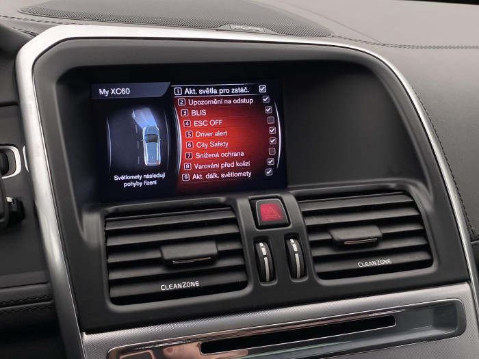 Volvo XC60 D4 AWD SUMMUM AUT 2.4 d Summum