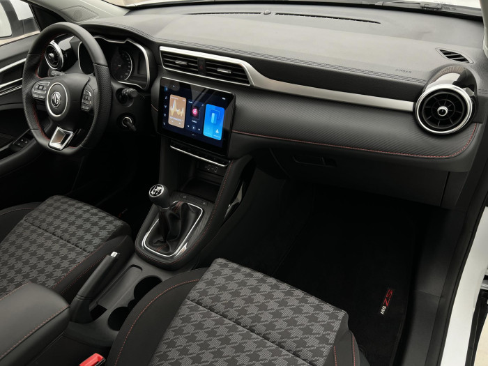 MG ZS 1.5 ESSENTIAL PLUS CZ 1.maj.