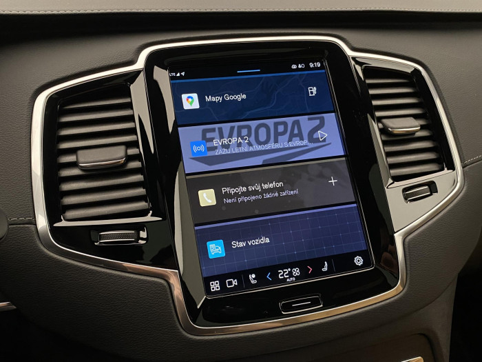 Volvo XC90 T8 AWD ULTRA DARK AUT CZ 7m
