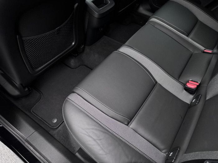 Volvo XC60 B5 AWD BLACK EDITION AUT 2.0 Edition