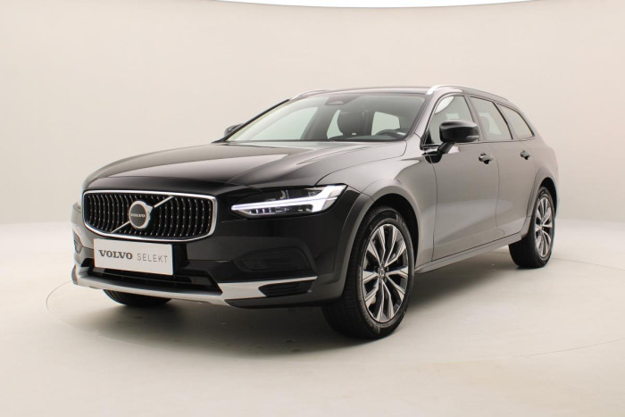 Volvo V90 CC B4 AWD PLUS AUT CZ 1.maj