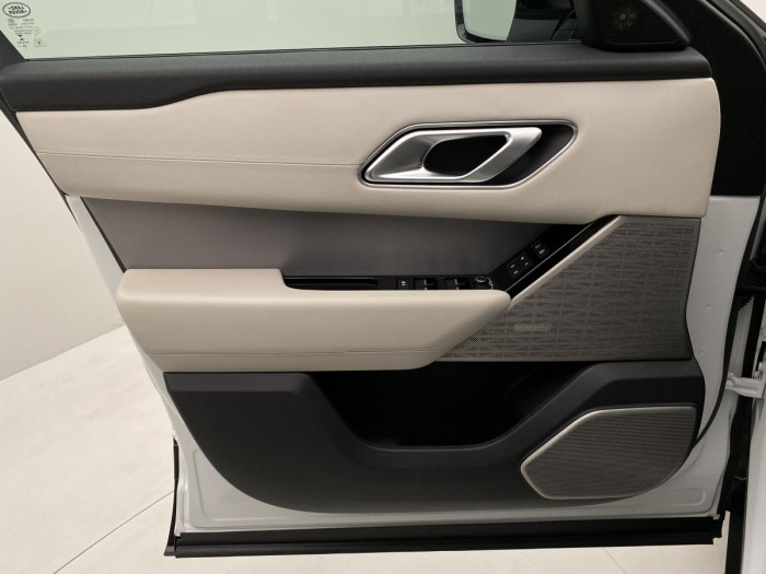 Land Rover Range Rover Velar D300 R-DYNAMIC HSE  REZERVACE 3.0 d Dynamic