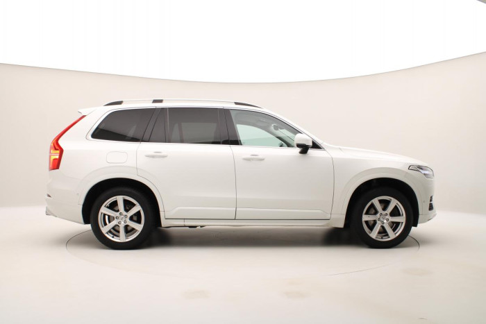 Volvo XC90 D5 AWD MOMENTUM REZERVACE 2.0 d Momentum