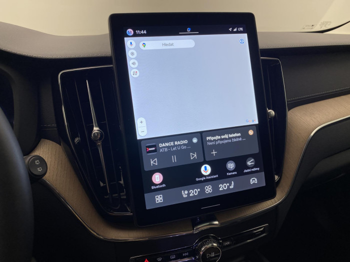 Volvo XC60 T8 AWD BRIGHT ULTRA AUT CZ