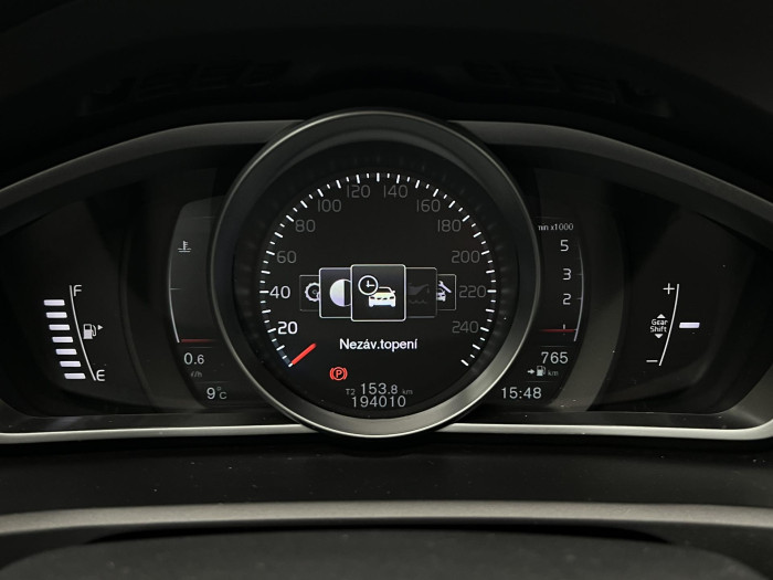 Volvo V40 D2 INSCRIPTION 2.0 d